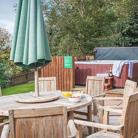 فيلا Forgandennyفي The Granary With Hot Tub Near Perth Perthshire المظهر الخارجي الصورة