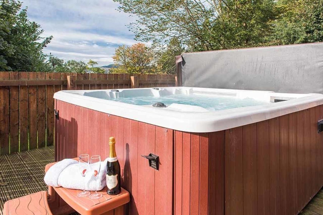 فيلا Forgandennyفي The Granary With Hot Tub Near Perth Perthshire المظهر الخارجي الصورة