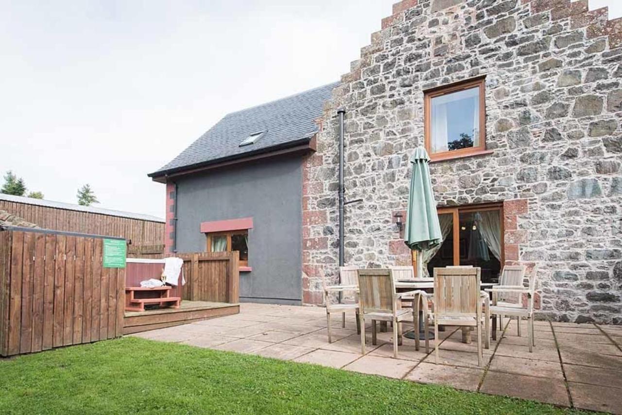فيلا Forgandennyفي The Granary With Hot Tub Near Perth Perthshire المظهر الخارجي الصورة